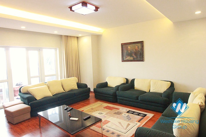 Modern apartment with 02 bedrooms for rent in Lac Long Quan Street, Tay Ho, Ha Noi